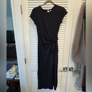 Wilfred by Aritzia Black Maxi Dress with Knot Detail